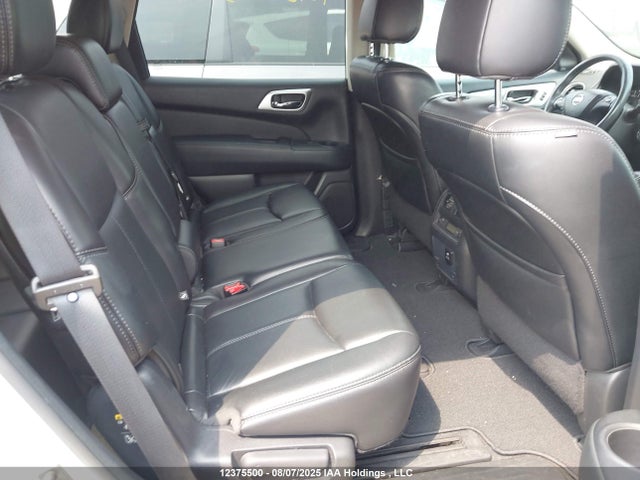 Nissan Pathfinder 2017 5N1DR2MM8HC600481 Image 8