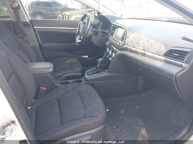 KMHD84LF1KU801321 Hyundai mpi nu