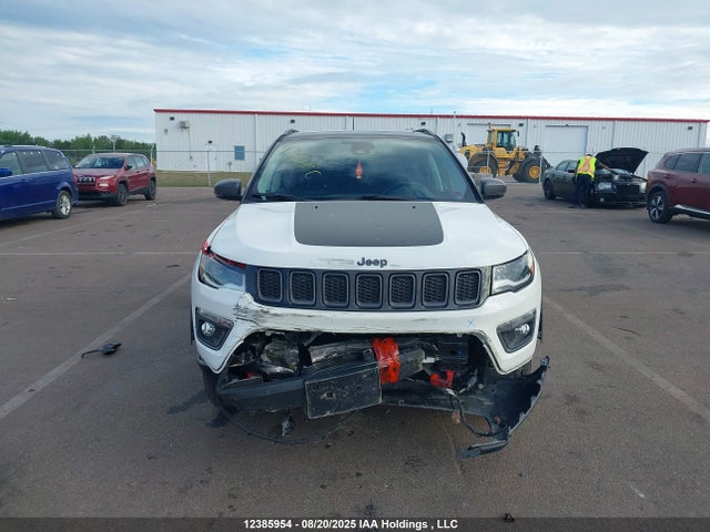 3C4NJDDB3JT128310 Jeep Compass