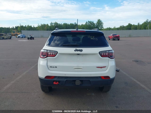 3C4NJDDB3JT128310 Jeep Compass
