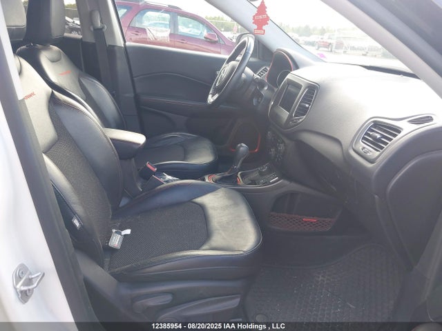 3C4NJDDB3JT128310 Jeep Compass