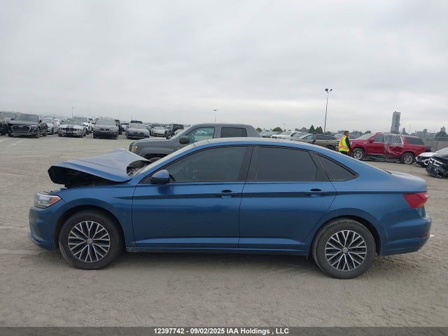 3VWE57BU8KM035558 Volkswagen 1.8 tsi