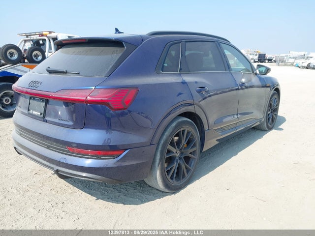WA1AAAGE4NB012974 Audi E-Tron