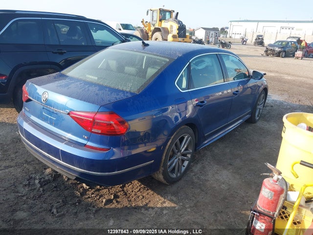 1VWCS7A32GC046704 Volkswagen Passat