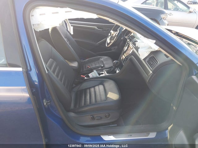 1VWCS7A32GC046704 Volkswagen Passat