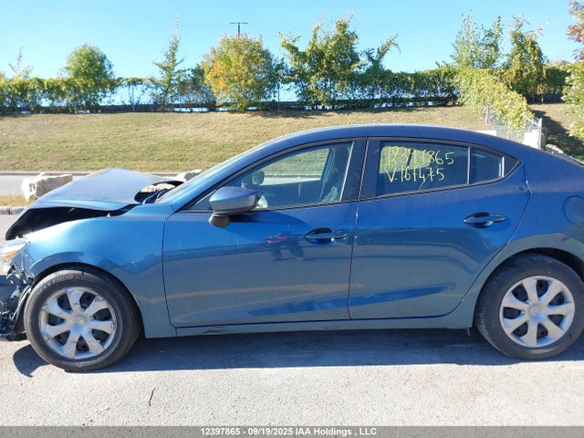 JM1BN1U79J1167475 Mazda pe