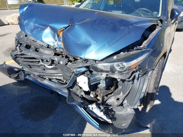 JM1BN1U79J1167475 Mazda pe