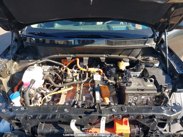 KNDCT3L18S5133637 KIA 2025