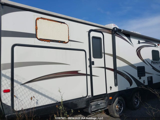 Keystone Premier 2015 4YDT31B22FD421029 Image 4