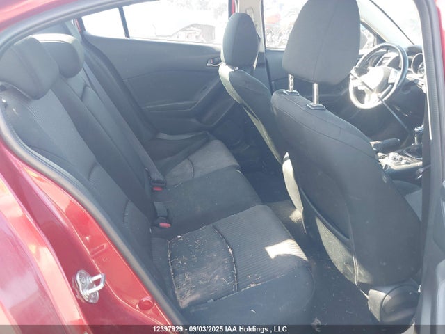 JM1BM1V79E1165913 Mazda pe