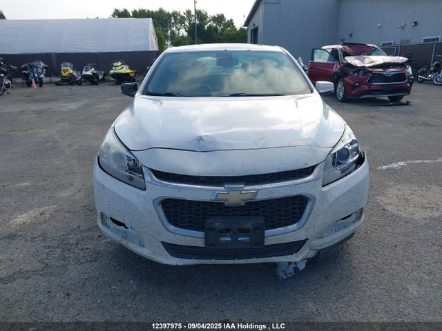 Chevrolet lkw 2015 1G11C5SLXFF297065 Image 12