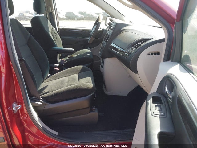 2C4RDGBG3GR216388 Dodge Grand Caravan