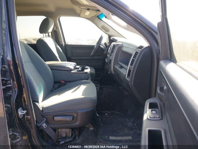 3C6UR5CJ0FG638849 RAM 2500