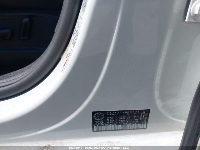 WVWVF7AUXJW147455 Volkswagen 2018