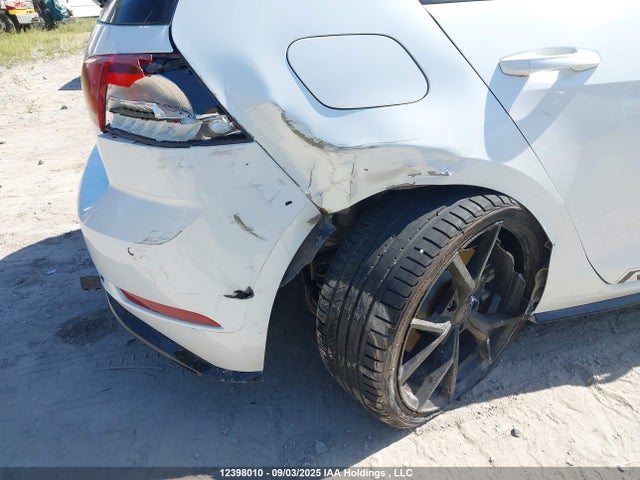 WVWVF7AUXJW147455 Volkswagen 2018