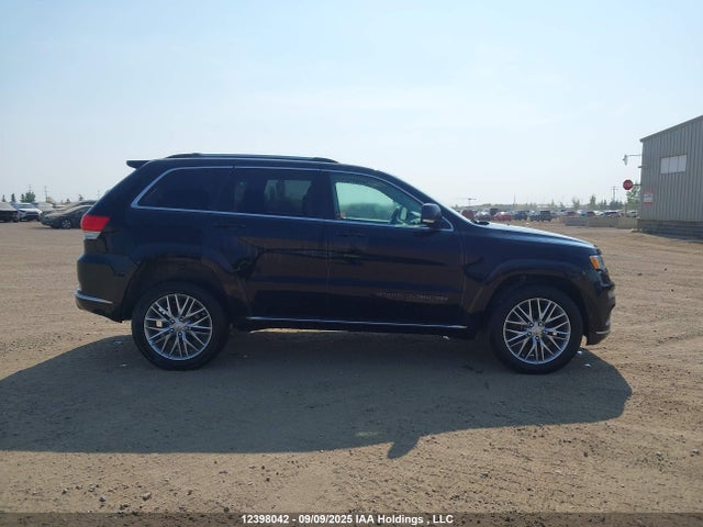 1C4RJFJG0JC211590 Jeep Grand Cherokee