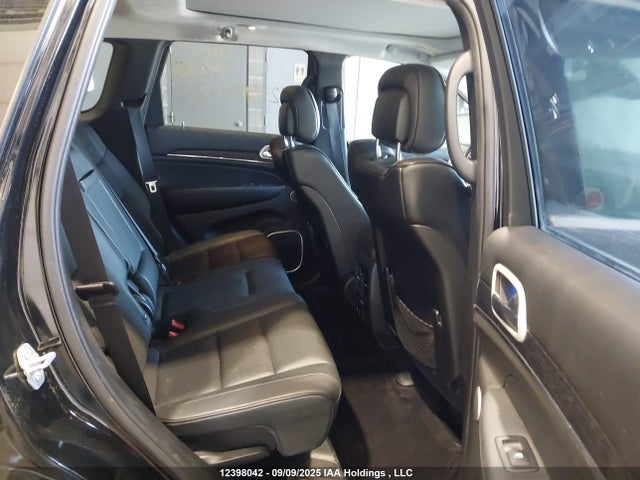 1C4RJFJG0JC211590 Jeep Grand Cherokee