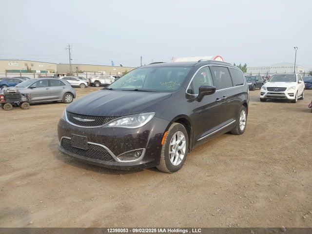 2C4RC1EG5JR173885 Chrysler Pacifica