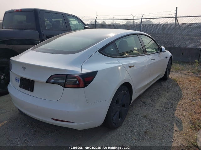 Tesla MODEL 3 2021 5YJ3E1EA4MF920436 Image 4