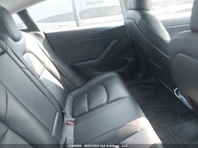 Tesla MODEL 3 2021 5YJ3E1EA4MF920436 Image 8