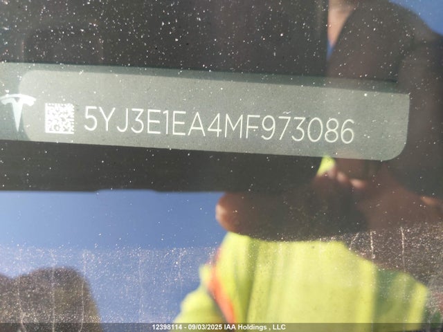 5YJ3E1EA4MF973086 Tesla MODEL 3