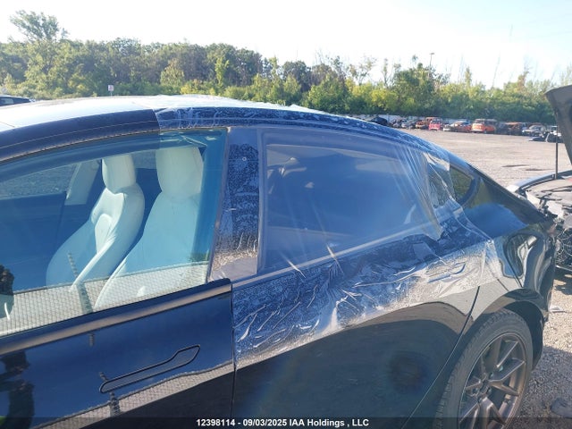 5YJ3E1EA4MF973086 Tesla MODEL 3