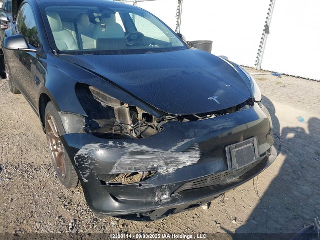 5YJ3E1EA4MF973086 Tesla MODEL 3