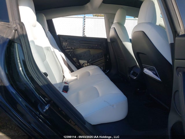 5YJ3E1EA4MF973086 Tesla MODEL 3