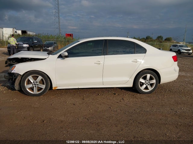 3VWD07AJ3EM391065 Volkswagen Jetta