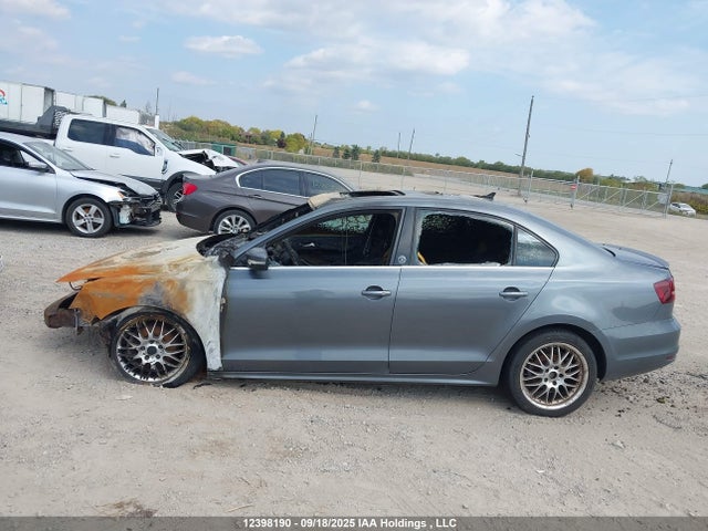 Volkswagen 1.4 tsi 2017 3VWDB7AJ3HM355343 Image 13