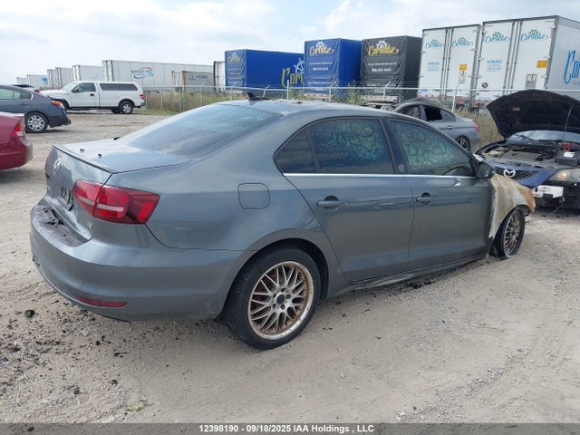 Volkswagen 1.4 tsi 2017 3VWDB7AJ3HM355343 Image 4
