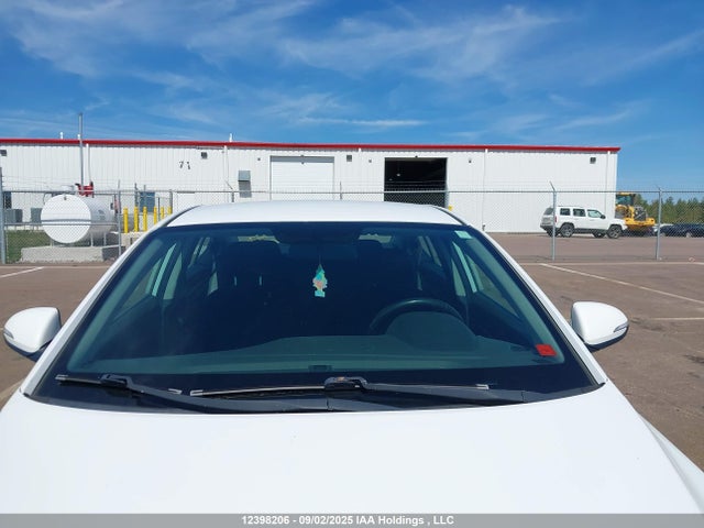 KMHD84LF3HU244534 Hyundai Elantra