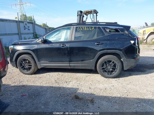 3GKALTEV4NL282286 GMC lyx