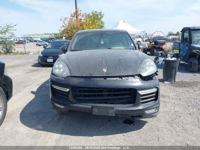 Porsche Cayenne 2016 WP1AD2A29GLA75419 Image 12