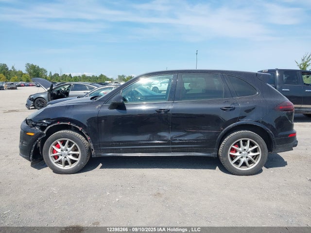 Porsche Cayenne 2016 WP1AD2A29GLA75419 Image 14