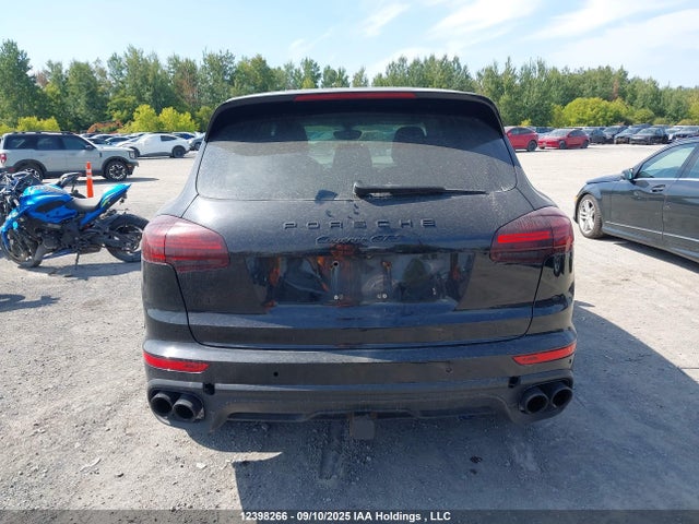 Porsche Cayenne 2016 WP1AD2A29GLA75419 Image 16