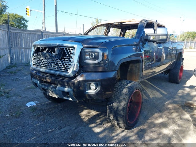 GMC lml 2015 1GT120E89FF679740 Image 2
