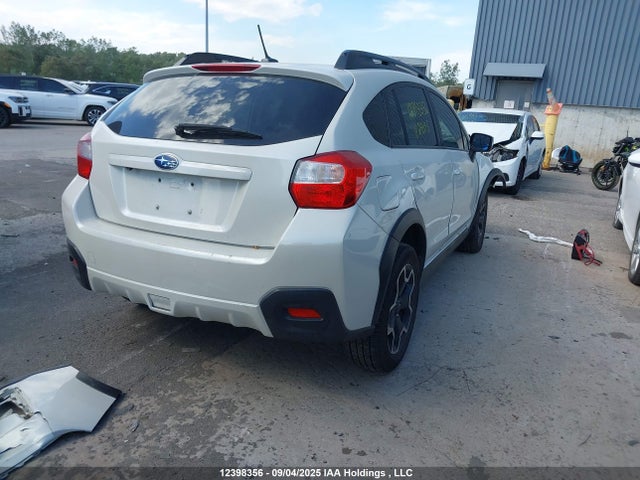 Subaru naturally aspirated 2016 JF2GPABCXG8241195 Image 4