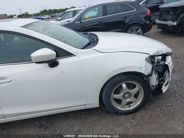 Mazda pe 2014 3MZBM1V77EM103913 Image 18
