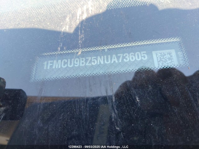 1FMCU9BZ5NUA73605 Ford hev/phev