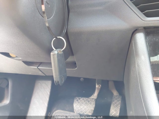 3VWE57BU5KM025294 Volkswagen 1.8 tsi