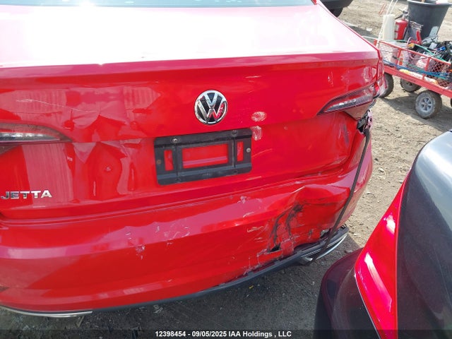 3VWE57BU5KM025294 Volkswagen 1.8 tsi