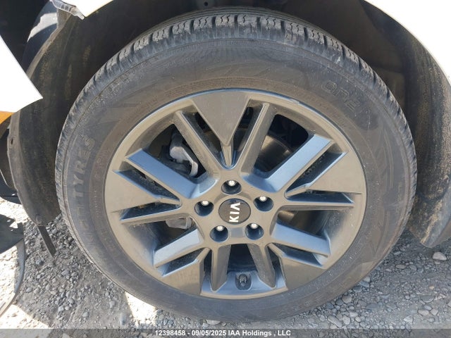 KNDJ33AUXM7138270 KIA mpi nu