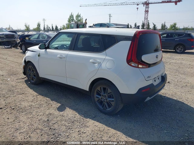 KNDJ33AUXM7138270 KIA mpi nu