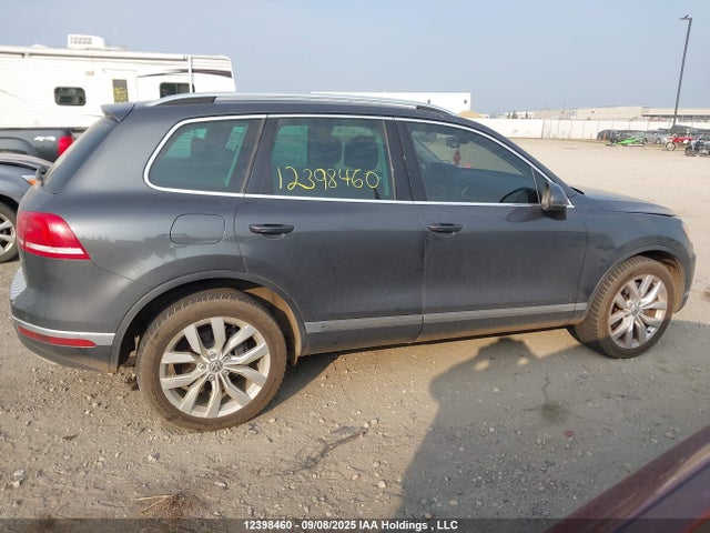 WVGEP9BP7FD006455 Volkswagen Touareg