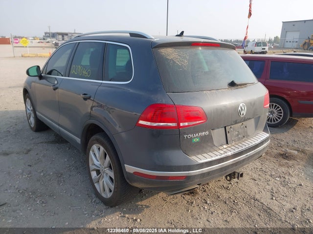 WVGEP9BP7FD006455 Volkswagen Touareg