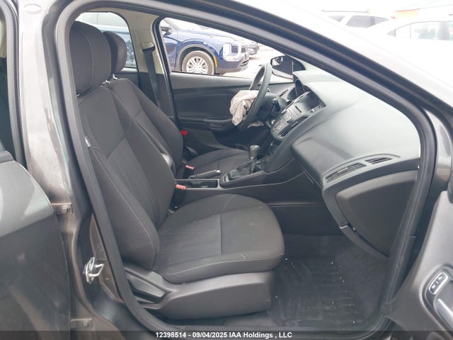 Ford 2015 2015 1FADP3K21FL359027 Image 5