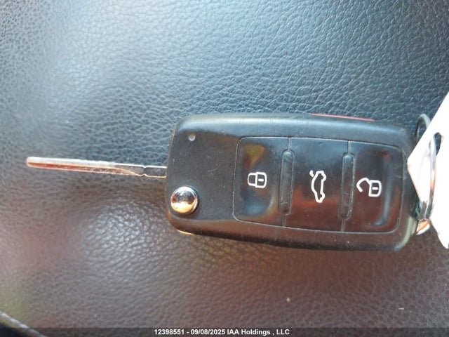 3VW2B7AJ9HM249227 Volkswagen 1.4 tsi