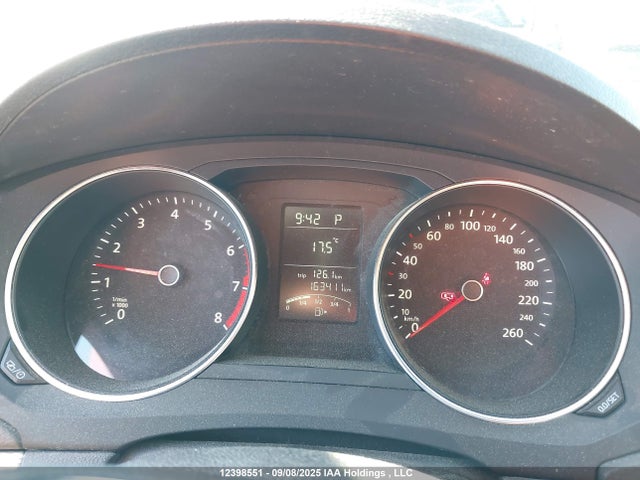 3VW2B7AJ9HM249227 Volkswagen 1.4 tsi