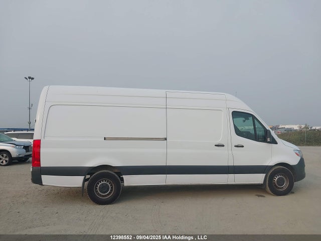 W1Y4DCHYXNP445454 Mercedes-Benz om651